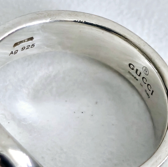 Gucci GG Interlocking Sterling Silver Ring - Picture 4 of 4